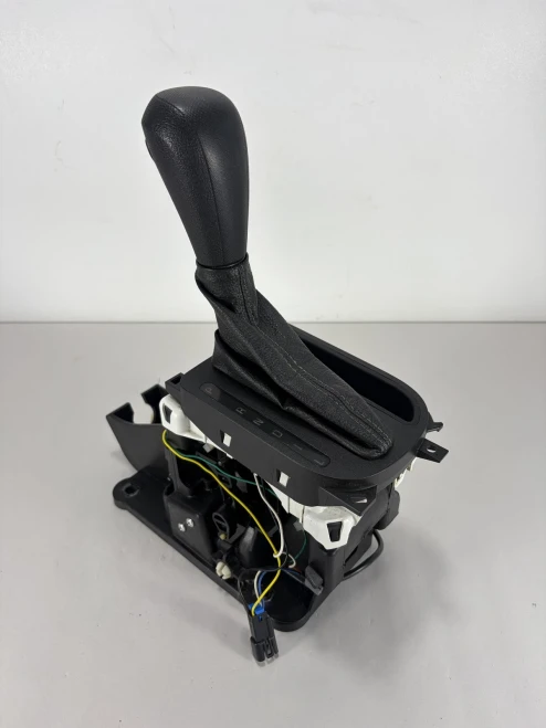 2006-2011 Chevrolet HHR Automatic Used OEM Floor Shifter