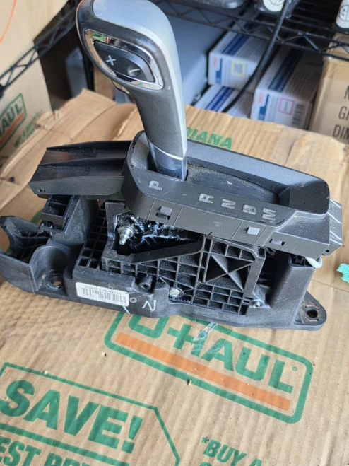 2010-2015 Chevrolet Equinox Automatic Used OEM Floor Shifter