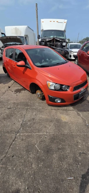 2012-2016 Chevrolet Sonic Automatic Used OEM Floor Shifter