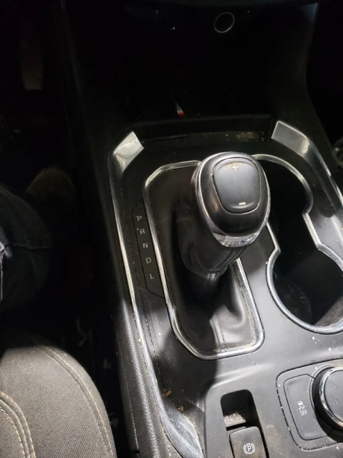 2018-2019 Chevrolet Traverse AWD Used OEM Floor Shifter