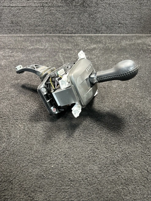 2014 Chevrolet Camaro Automatic Used OEM Floor Shifter