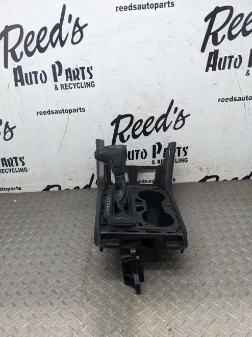 2015-2022 Chevrolet Colorado Automatic Used OEM Floor Shifter