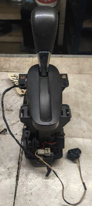 2016-2018 Chevrolet Impala Automatic Used OEM Floor Shifter