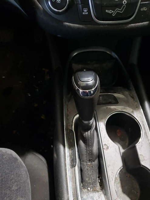 2016-2018 Chevrolet Malibu Automatic Used OEM Floor Shifter