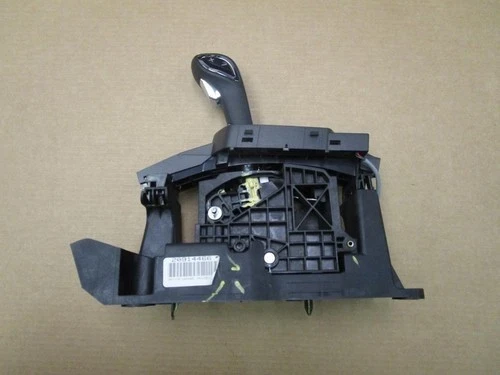 2010-2014 Chevrolet Equinox 20914466 With Knob Used OEM Floor Shifter