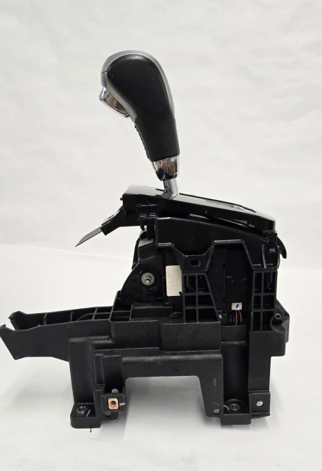 2011-2015 Chevrolet Cruze 95194738 Used OEM Floor Shifter