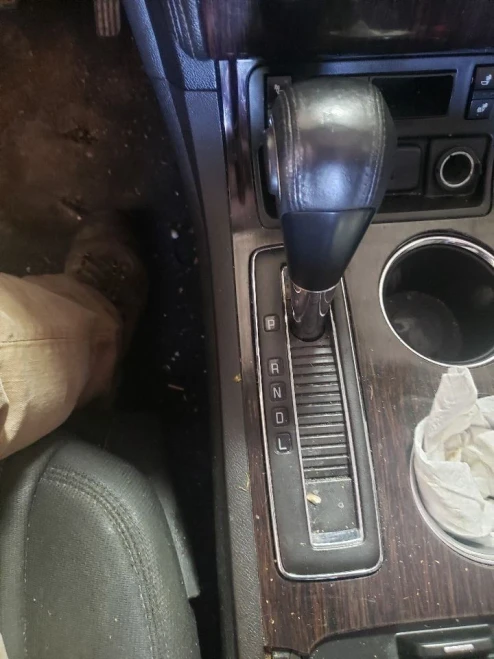 2013-2017 Chevrolet Traverse Used OEM Floor Shifter