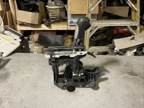 2009-2017 Chevrolet Traverse Automatic Used OEM Floor Shifter