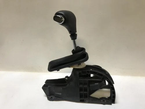 2005 Chevrolet Trailblazer Automatic Used OEM Floor Shifter