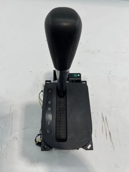 2006-2007 Chevrolet HHR Automatic Used OEM Floor Shifter