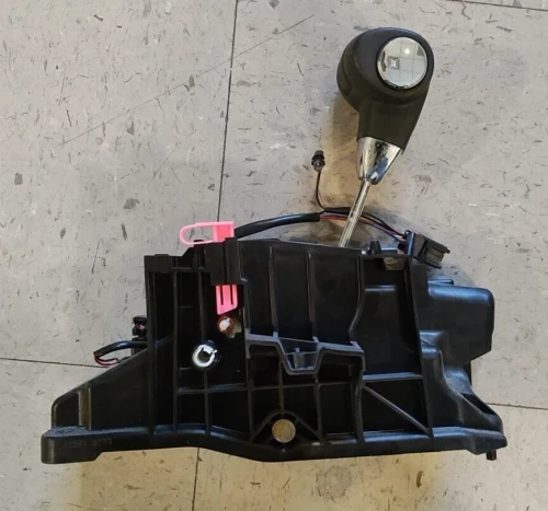 2013-2016 Dodge 9417401 Automatic Used OEM Floor Shifter
