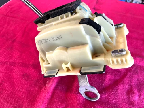 2003-2009 Mercedes-Benz C230 A2032678924 C230 Used OEM Floor Shifter
