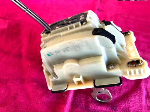 Mercedes-Benz C240 W203 Used OEM Floor Shifter