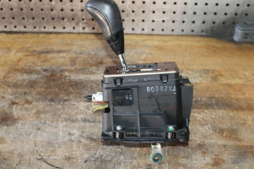 2000-2003 Mercedes-Benz E430 W210 Used OEM Floor Shifter