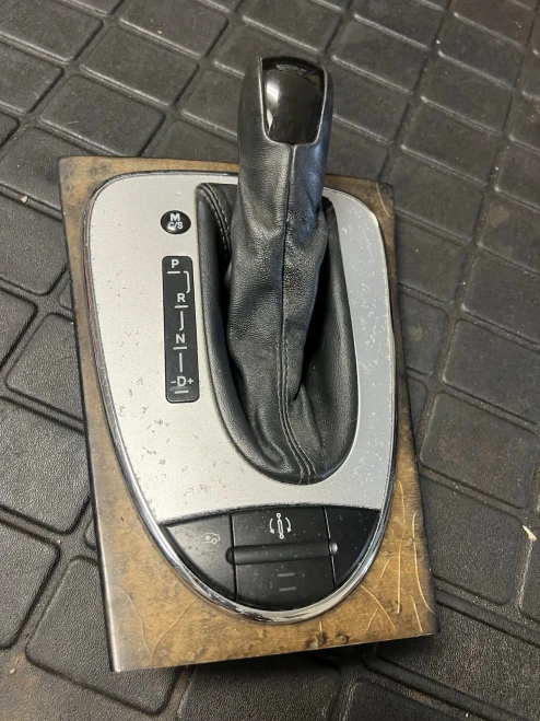 2003-2006 Mercedes-Benz E350 W211 AMG Used OEM Floor Shifter