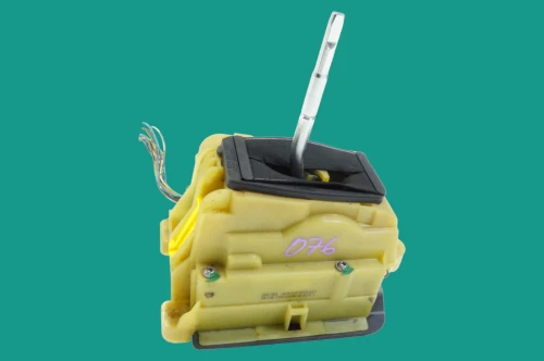 2008-2011 Mercedes-Benz C300 RWD W204 Used OEM Floor Shifter