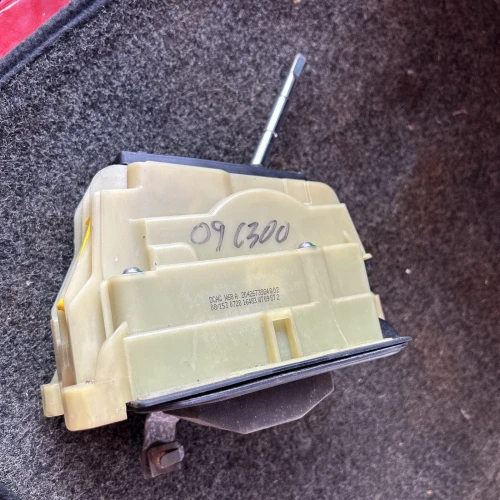 Mercedes-Benz C350 Automatic Used OEM Floor Shifter