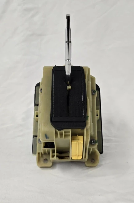 2013 Mercedes-Benz C300 Automatic Used OEM Floor Shifter