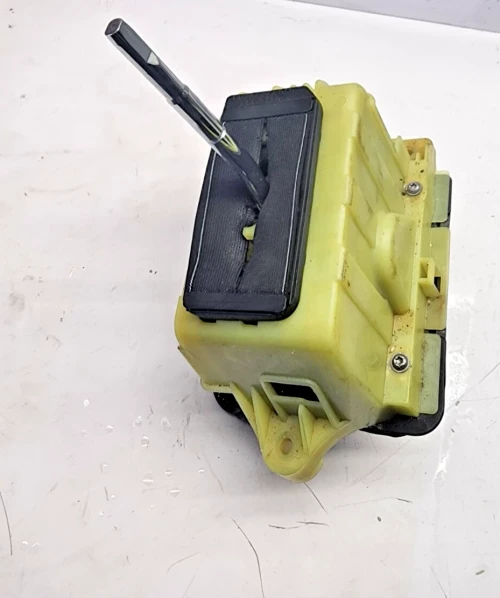 2010 Mercedes-Benz E350 A2042674724 W207 Used OEM Floor Shifter