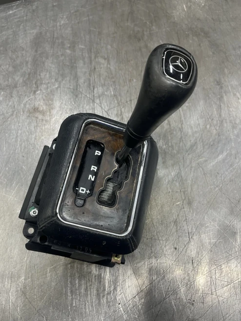 2000-2005 Mercedes-Benz ML320 Automatic Used OEM Floor Shifter