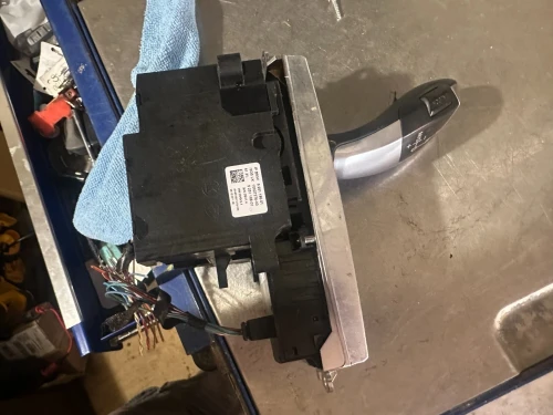 2011-2016 BMW M5 Automatic Used OEM Floor Shifter