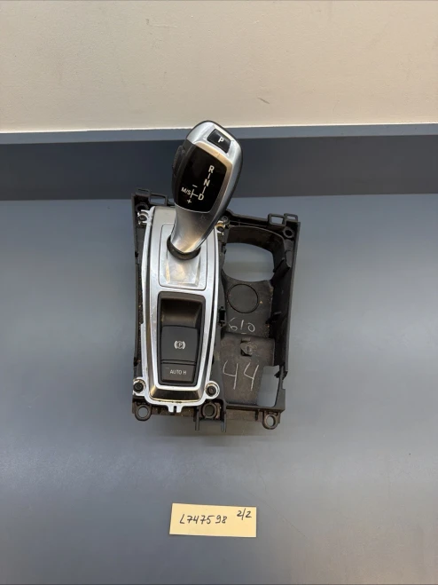 2010-2014 BMW X5 With Trim Used OEM Floor Shifter