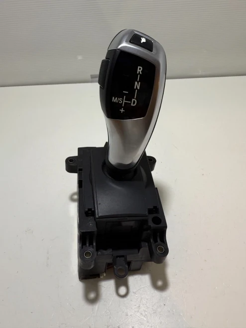 2001-2016 BMW 925118601 Black Used OEM Floor Shifter