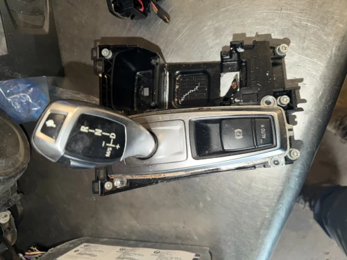 2007-2009 BMW X6M Automatic Used OEM Floor Shifter