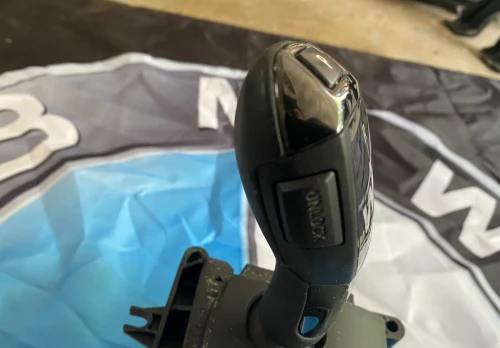 2003-2015 BMW 923140803 Used OEM Floor Shifter