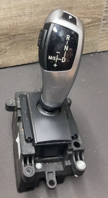 2011 BMW 535I 61319239504 Used OEM Floor Shifter