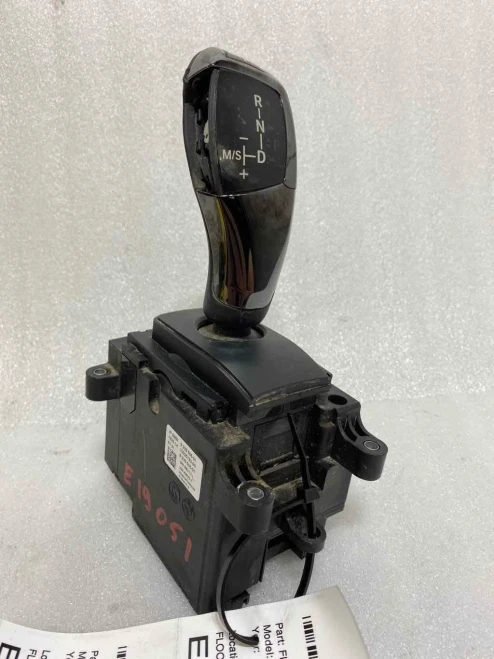 BMW 750 9239505 Used OEM Floor Shifter