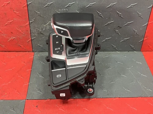 2017-2019 Audi Q7 4M1713041E Used OEM Floor Shifter