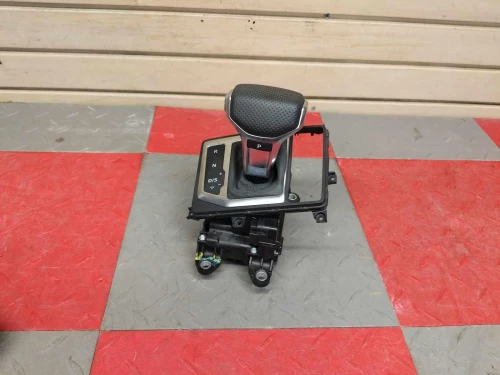 2022 Audi R8 4S1713041G Used OEM Floor Shifter