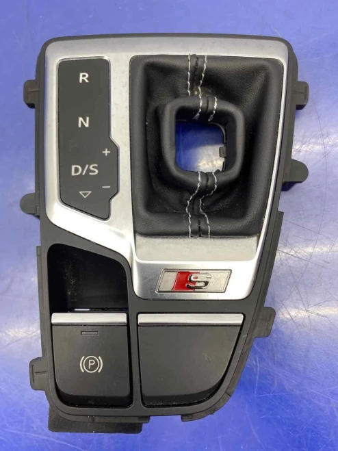 2018-2025 Audi 80B713111B Used OEM Floor Shifter