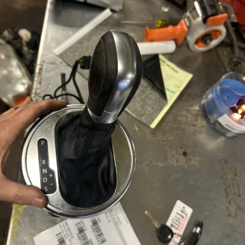 2014 Volkswagen Beetle Used OEM Floor Shifter