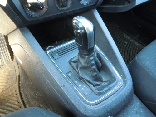 2016 Volkswagen Jetta Automatic Used OEM Floor Shifter