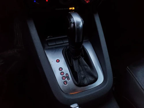 2011-2014 Volkswagen Jetta Used OEM Floor Shifter