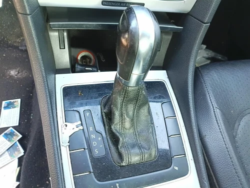 2013 Volkswagen Passat Automatic Used OEM Floor Shifter