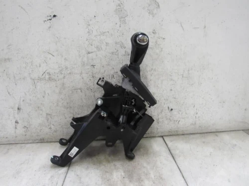 Honda HR-V Used OEM Floor Shifter