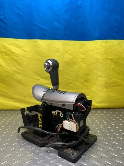 Mitsubishi Eclipse Automatic Used OEM Floor Shifter
