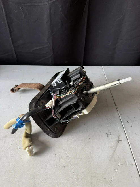 2007-2013 Infiniti G37 Automatic Used OEM Floor Shifter