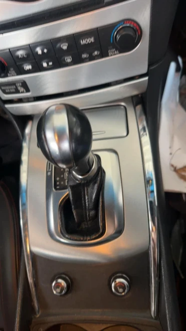 Infiniti Q60 Automatic RWD Used OEM Floor Shifter