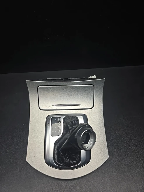Infiniti G35 Automatic Used OEM Floor Shifter