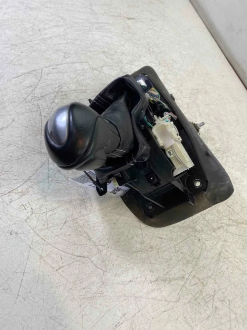 2014-2016 Infiniti Q50 With Knob Used OEM Floor Shifter
