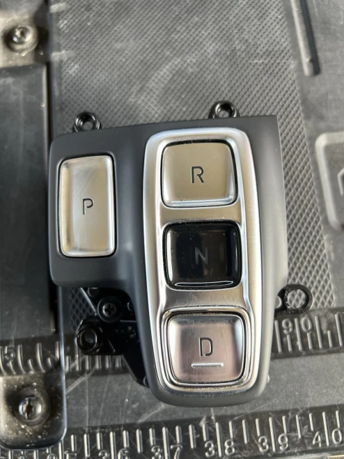 2020-2021 Hyundai Palisade 467W0S8100 Used OEM Floor Shifter