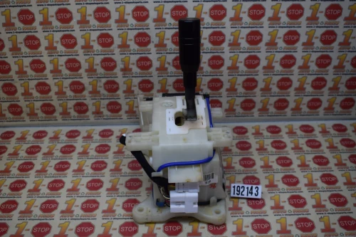 2012-2016 Hyundai Genesis Automatic Used OEM Floor Shifter