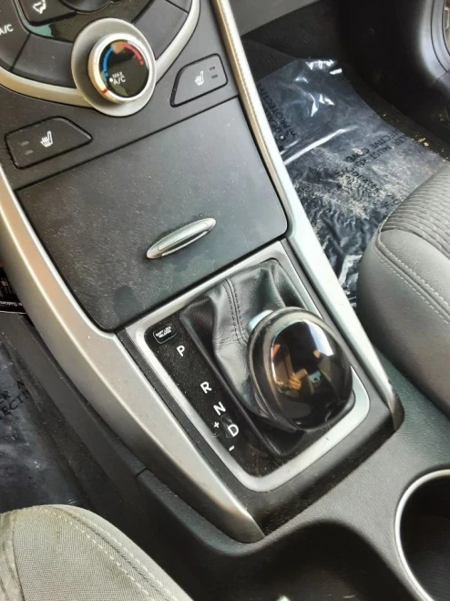 2014 Hyundai Elantra Used OEM Floor Shifter