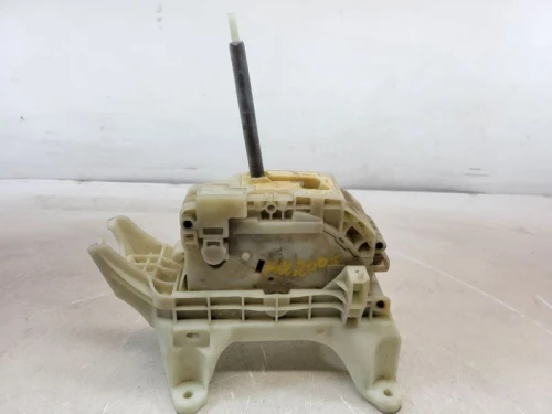 2017-2020 Hyundai Elantra Automatic Used OEM Floor Shifter