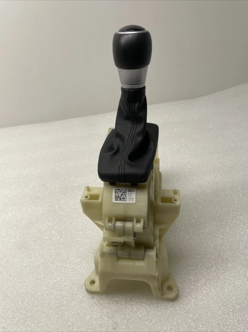 2018-2021 Hyundai Kona SE Used OEM Floor Shifter