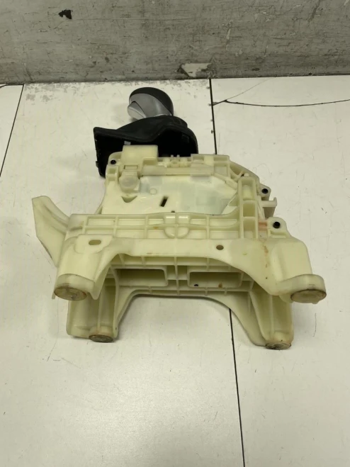 2017 Hyundai Elantra With Knob Used OEM Floor Shifter